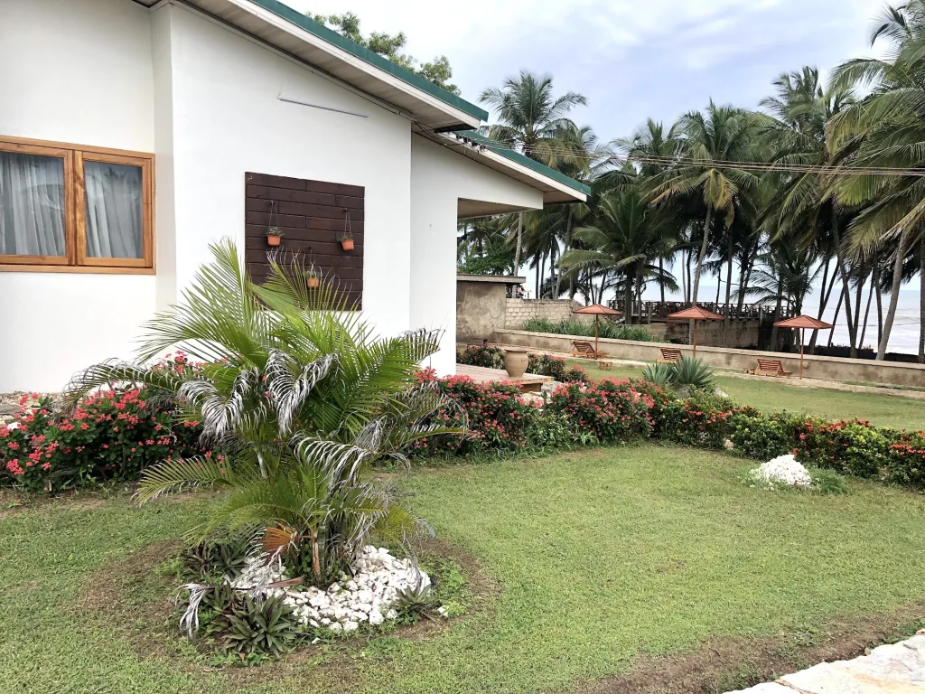 Afro breeze beach house