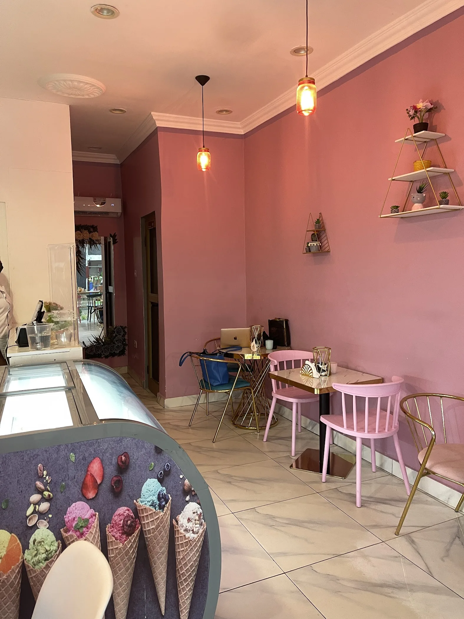 Creamello Gh — Accra