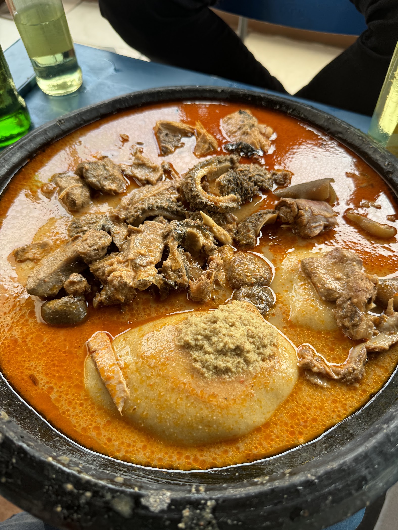 Obaatampa chop bar — Accra