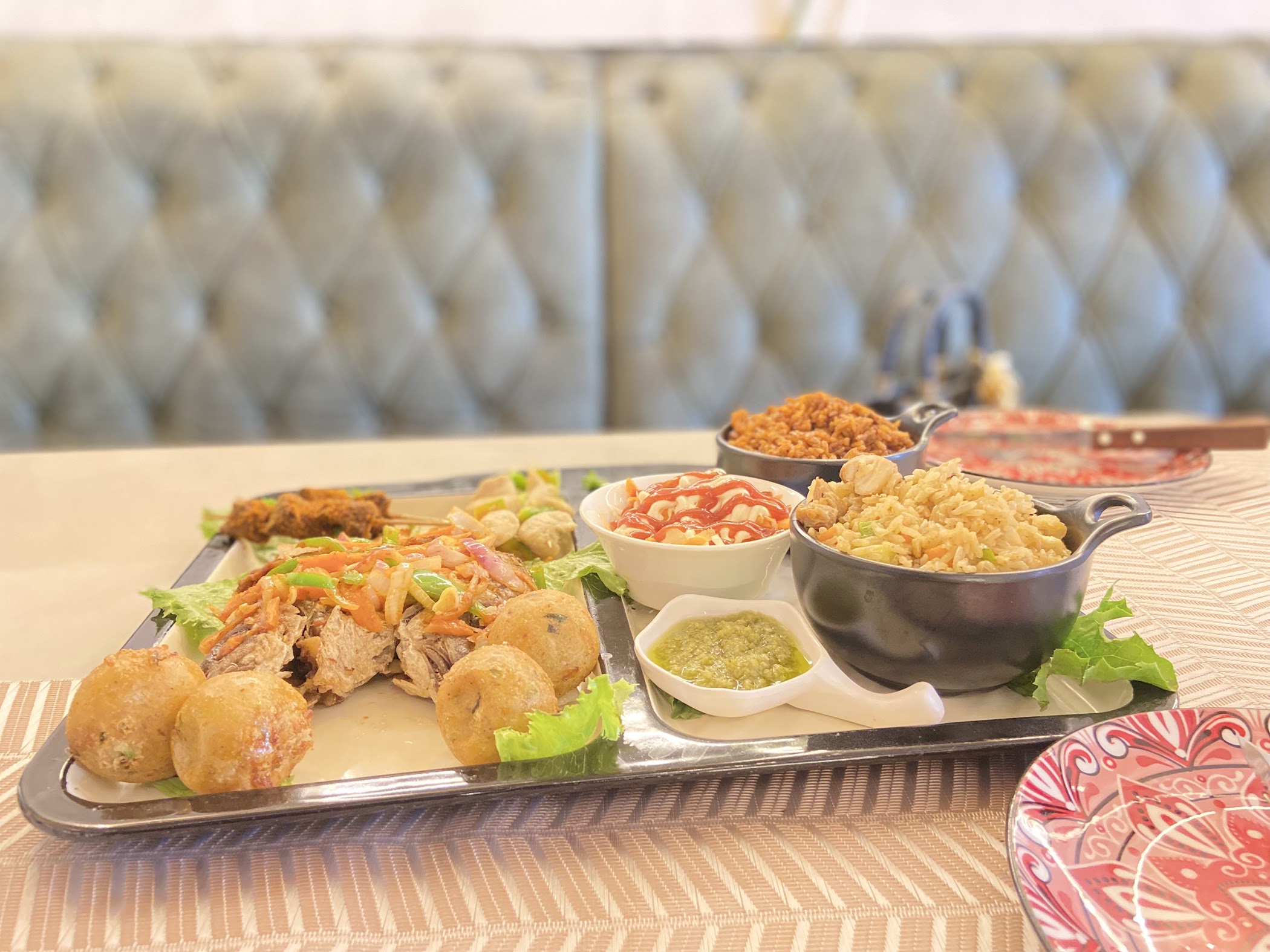 Kitchen Cutoffs KULA Bistro Accra – TortoisePath