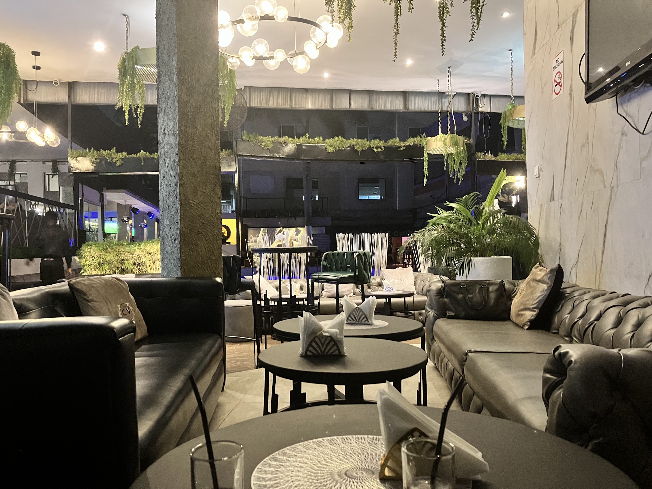 Fugo Bar And Restaurant — Accra