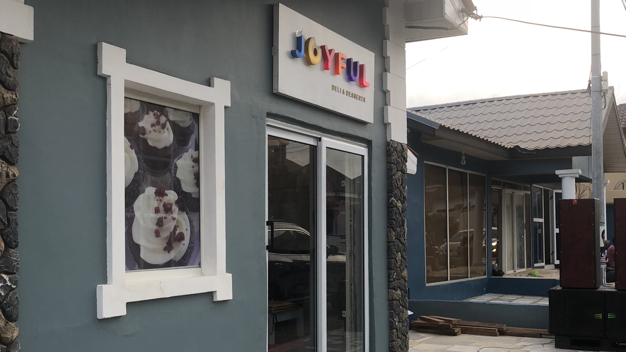 Joyful deli and desserts — Accra