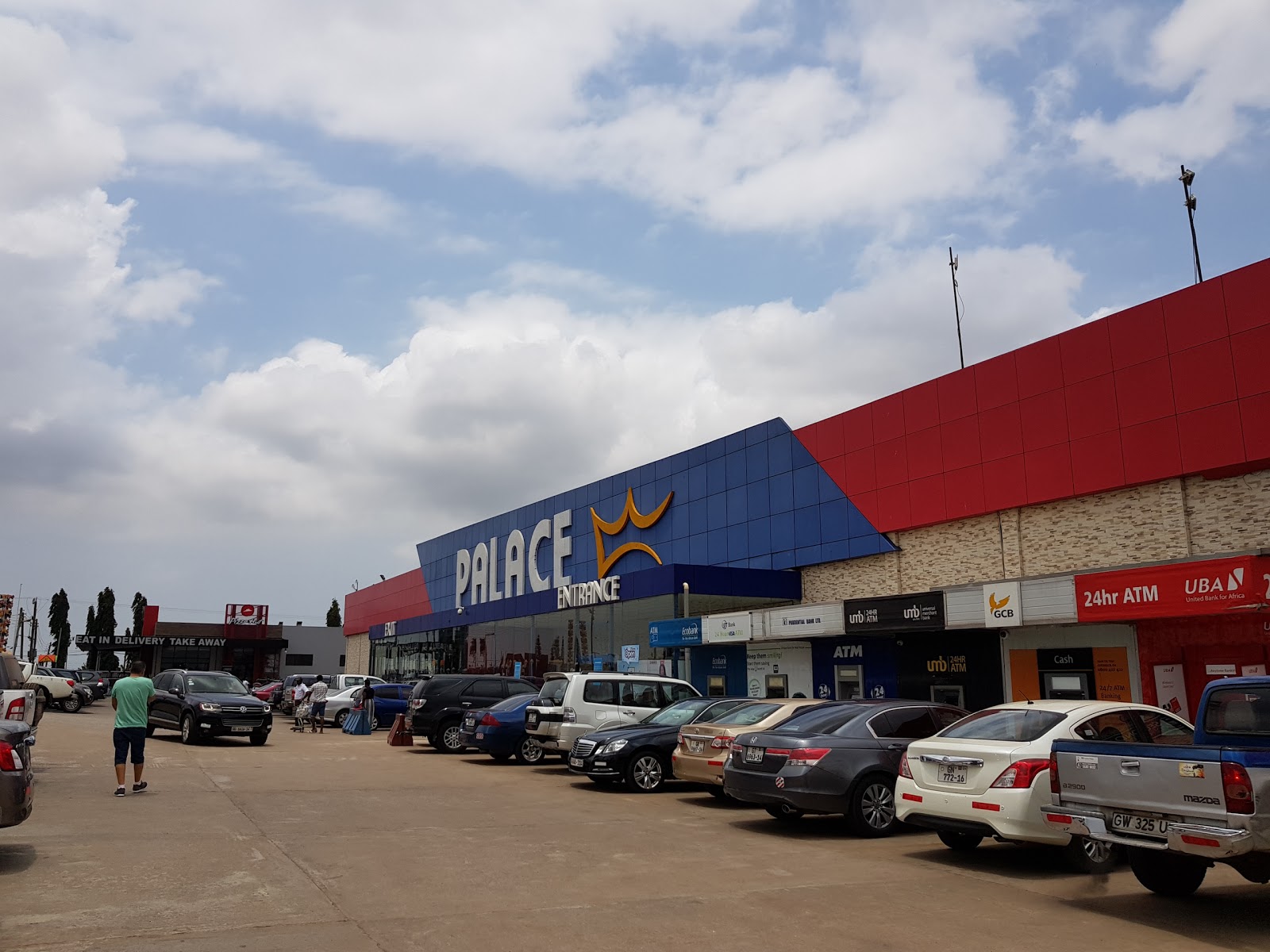 Palace Mall — Accra