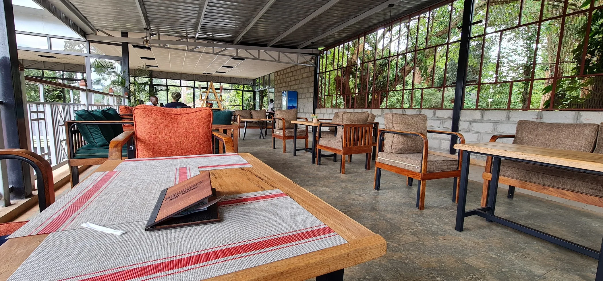 Rozaho Bistro — Kampala