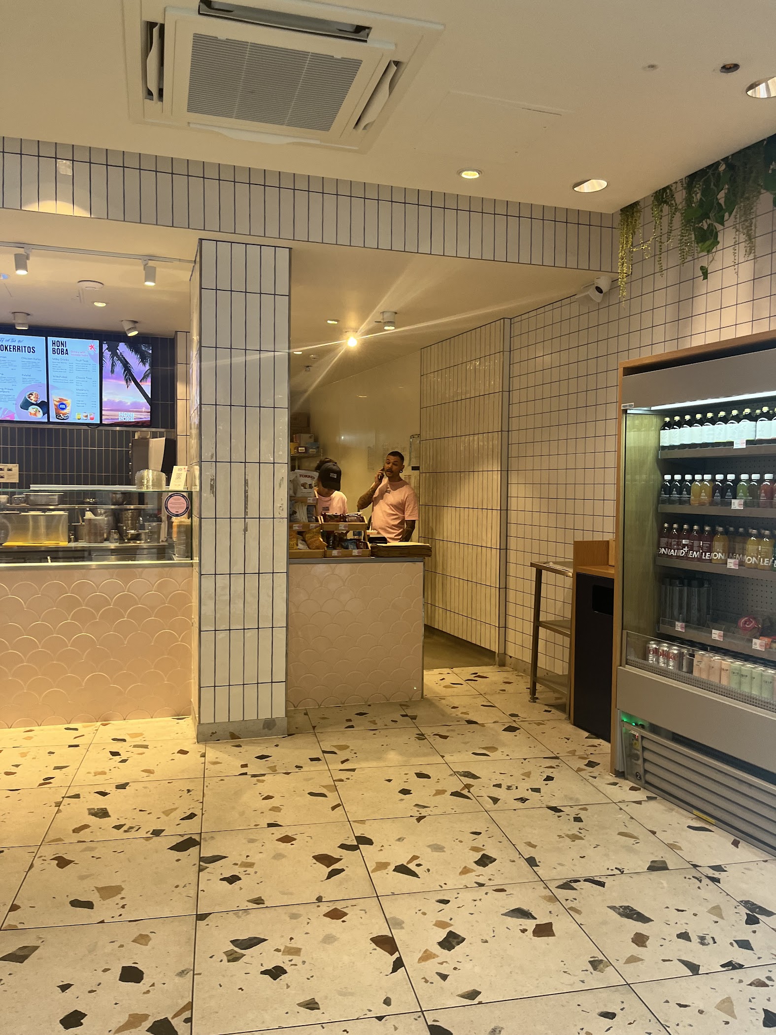 HONI POKE | Moorgate