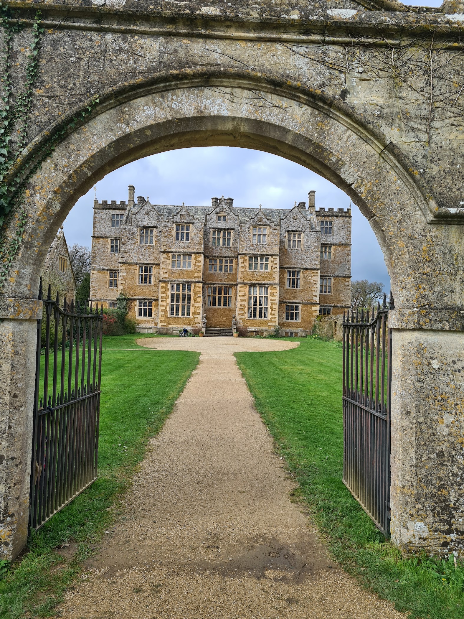 National Trust | Chastleton House – TortoisePath | United Kingdom 🇬🇧
