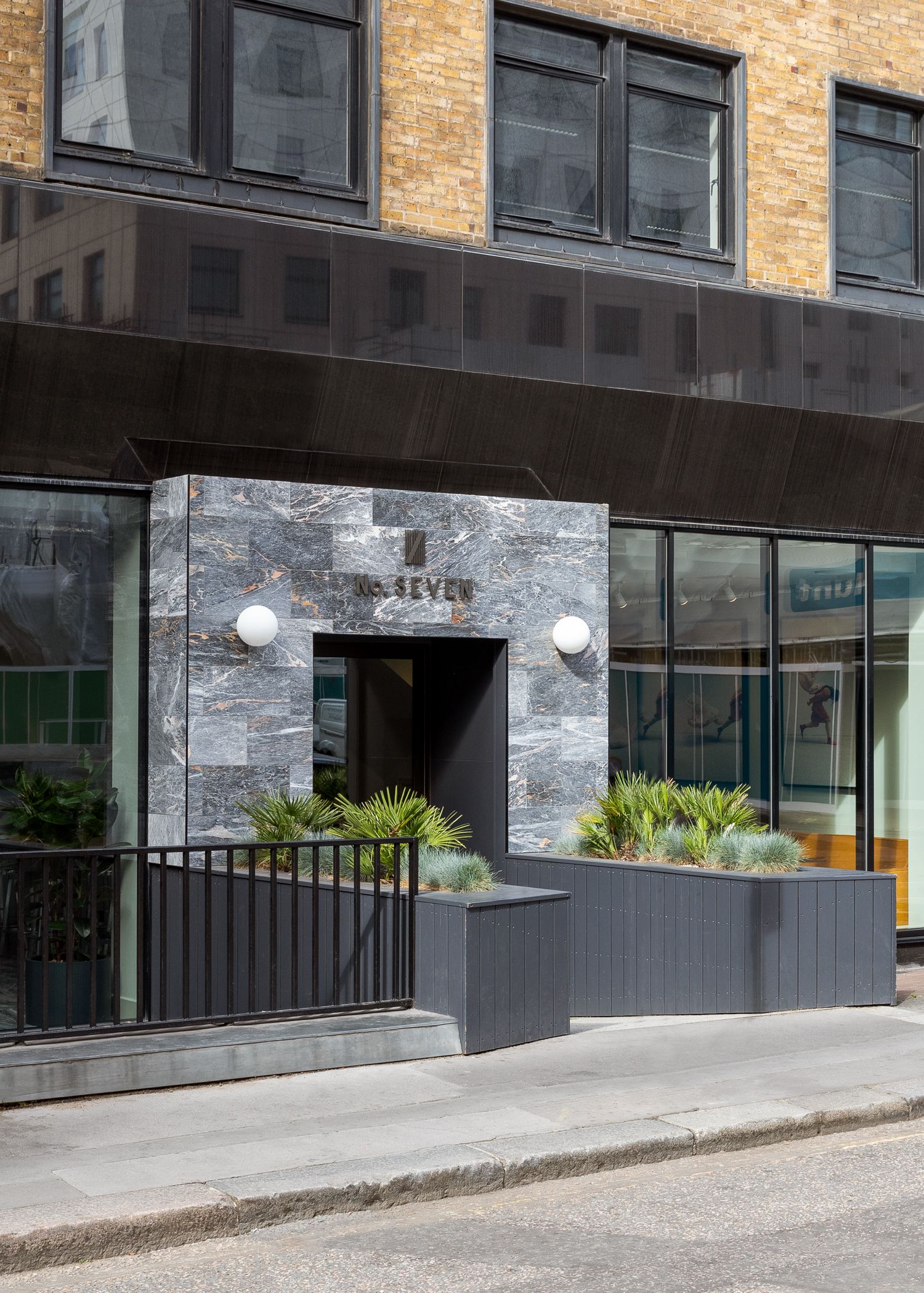 Fora | 7 Stratford Place — London