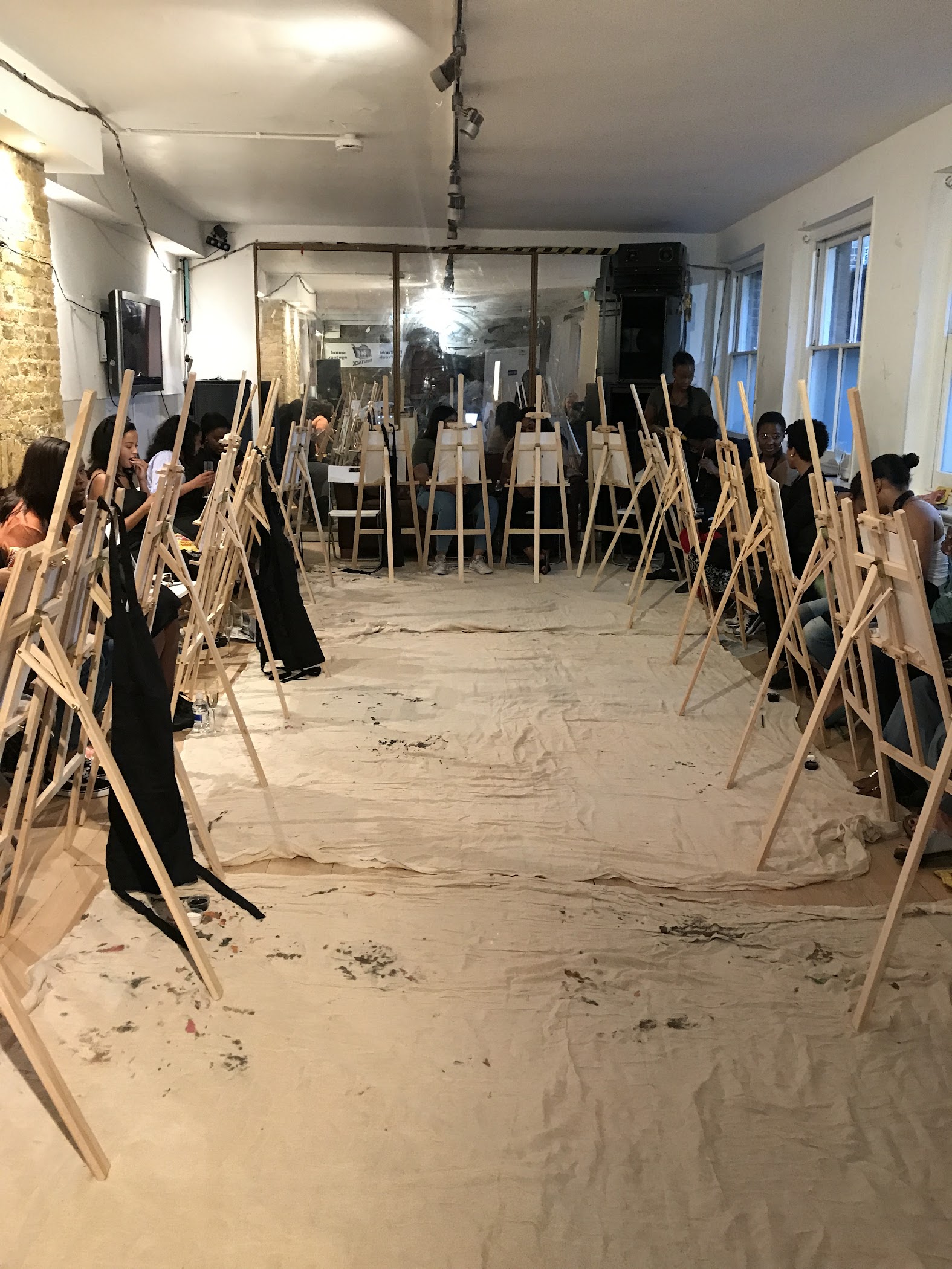Bubbly and Art — London