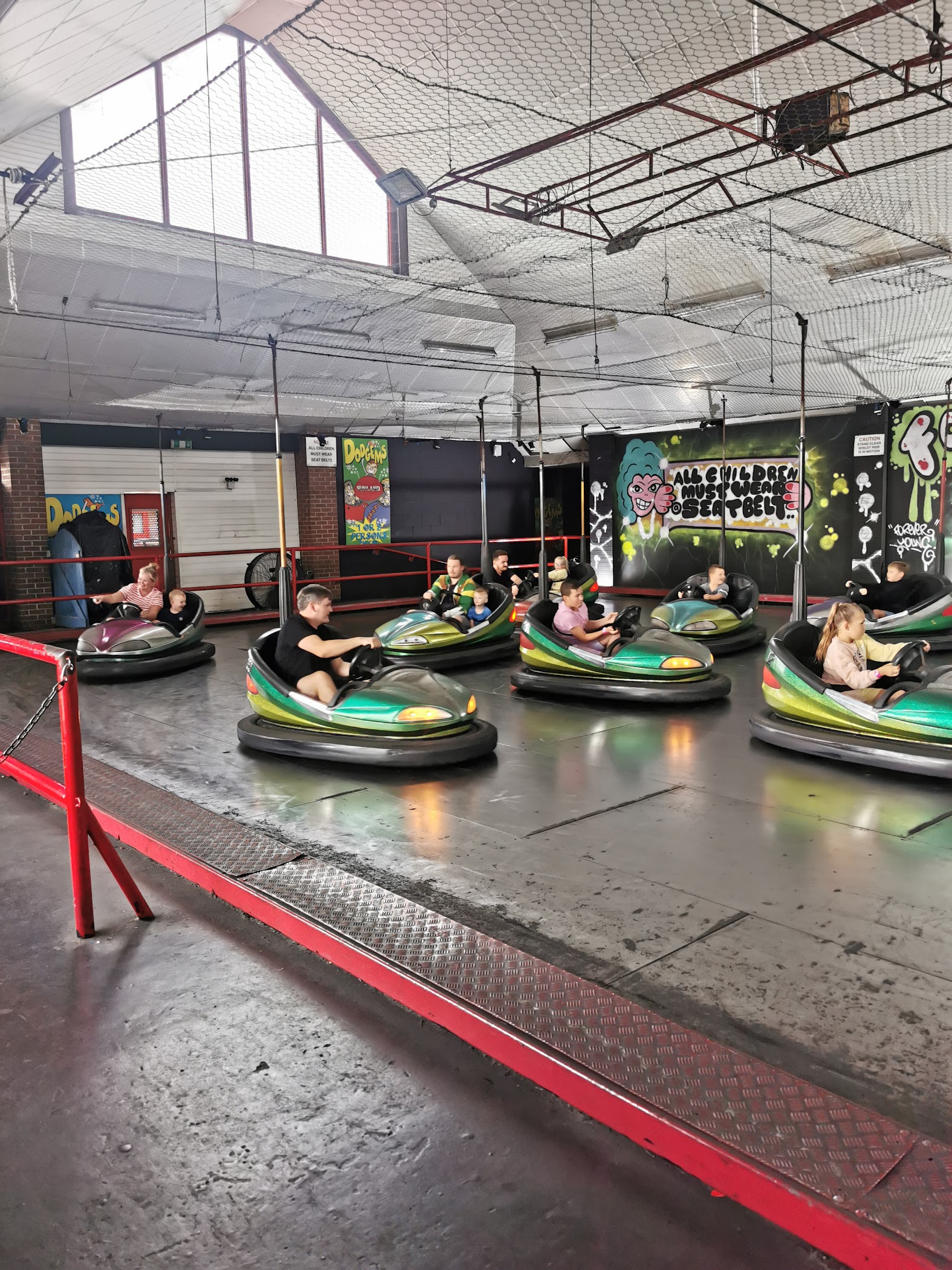 Fun Funland Funland Amusement Parks – TortoisePath | United Kingdom 🇬🇧