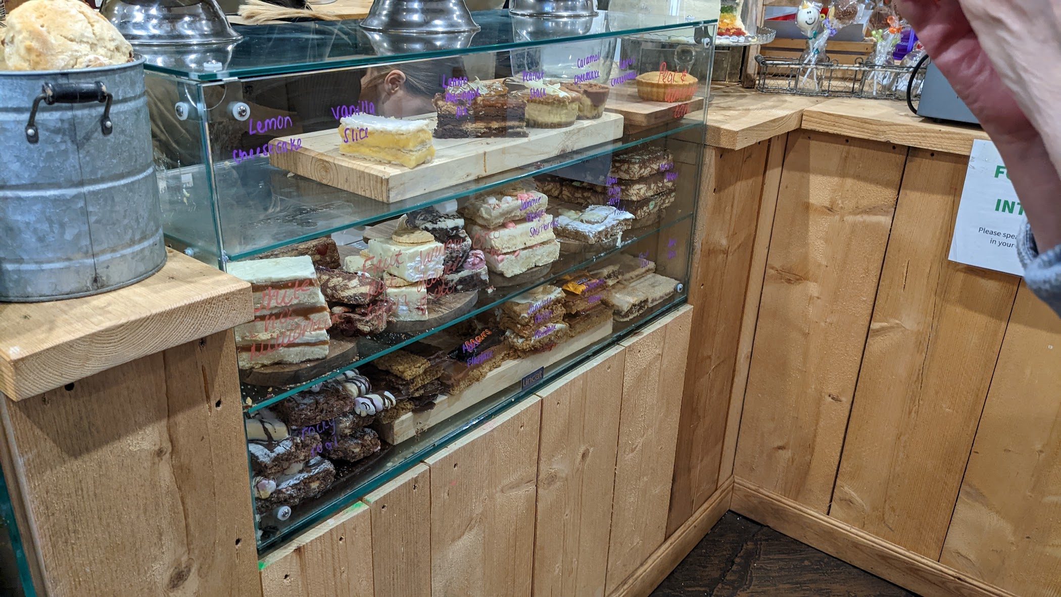 Light Ash Farm Shop and Cafe – TortoisePath | United Kingdom 🇬🇧