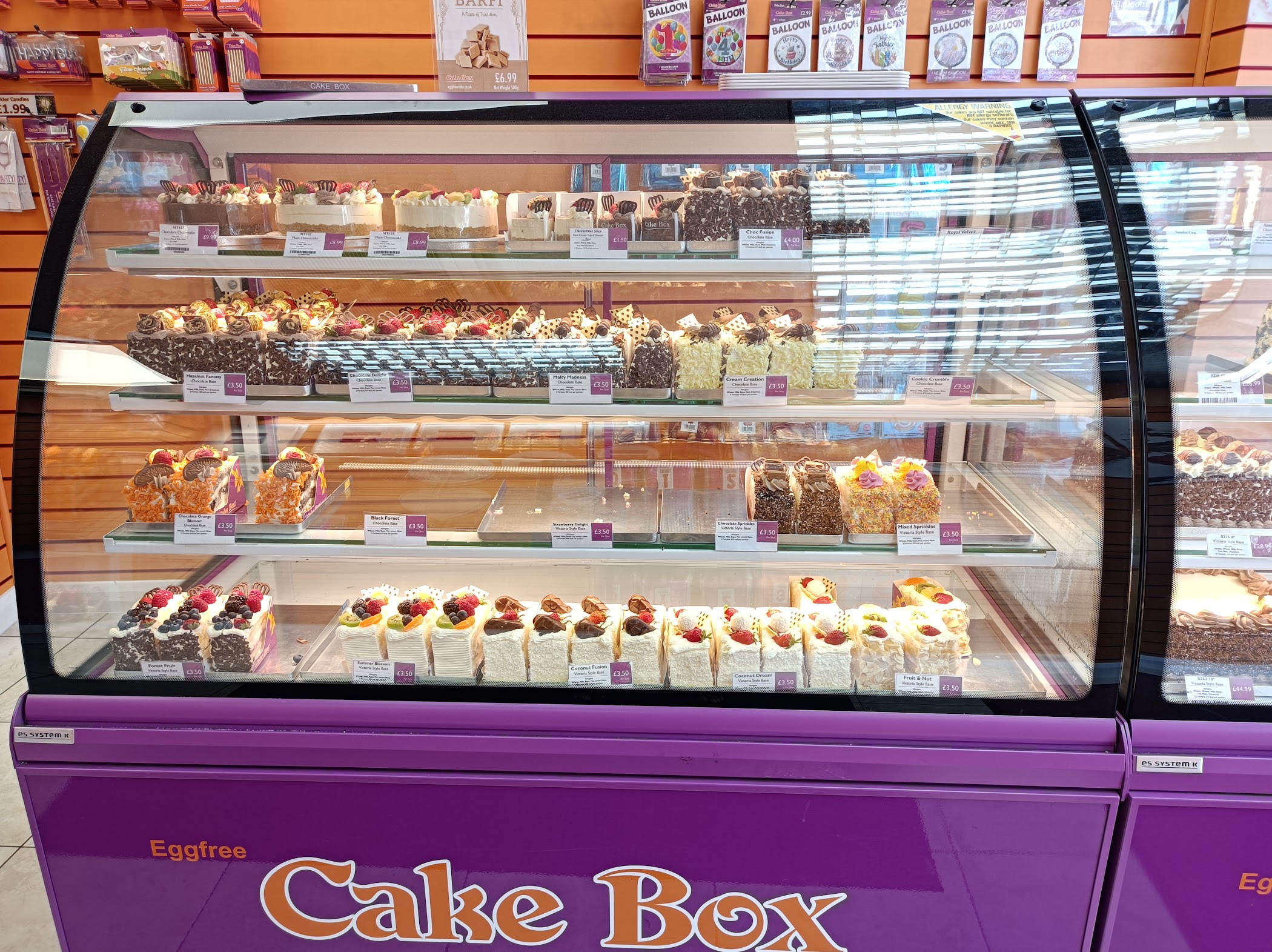 Cake Box | Bearwood Road | Smethwick – TortoisePath | United Kingdom 🇬🇧