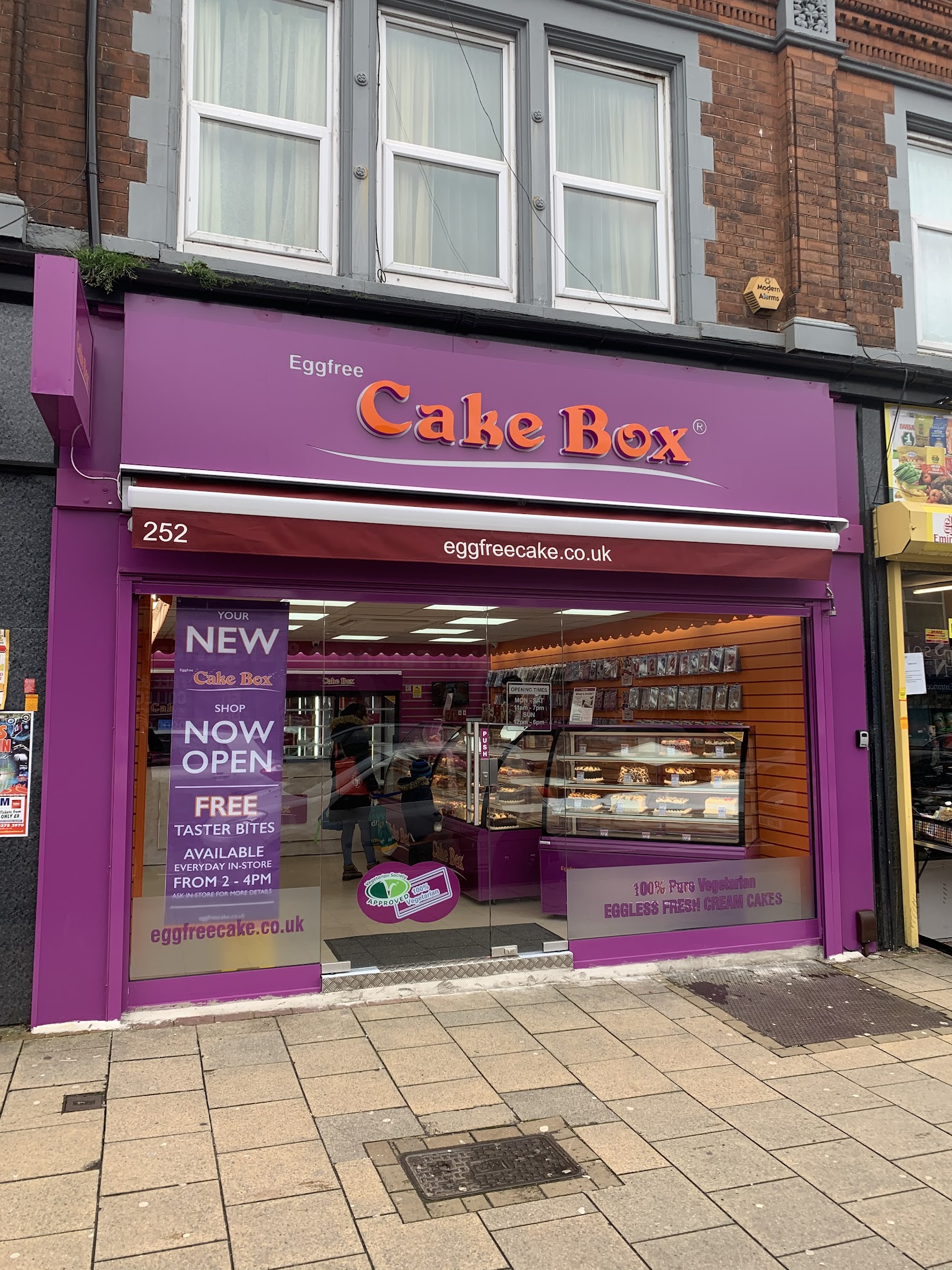 Cake Box | Erdington – TortoisePath | United Kingdom 🇬🇧