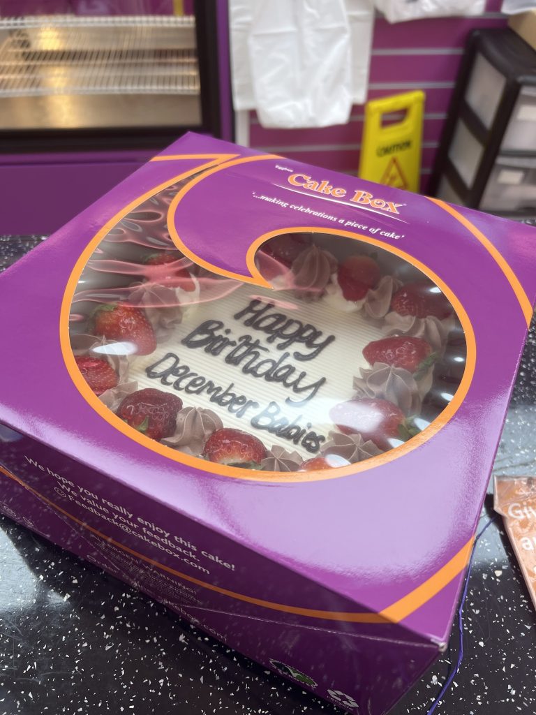 Cake Box | Chingford – TortoisePath | United Kingdom 🇬🇧
