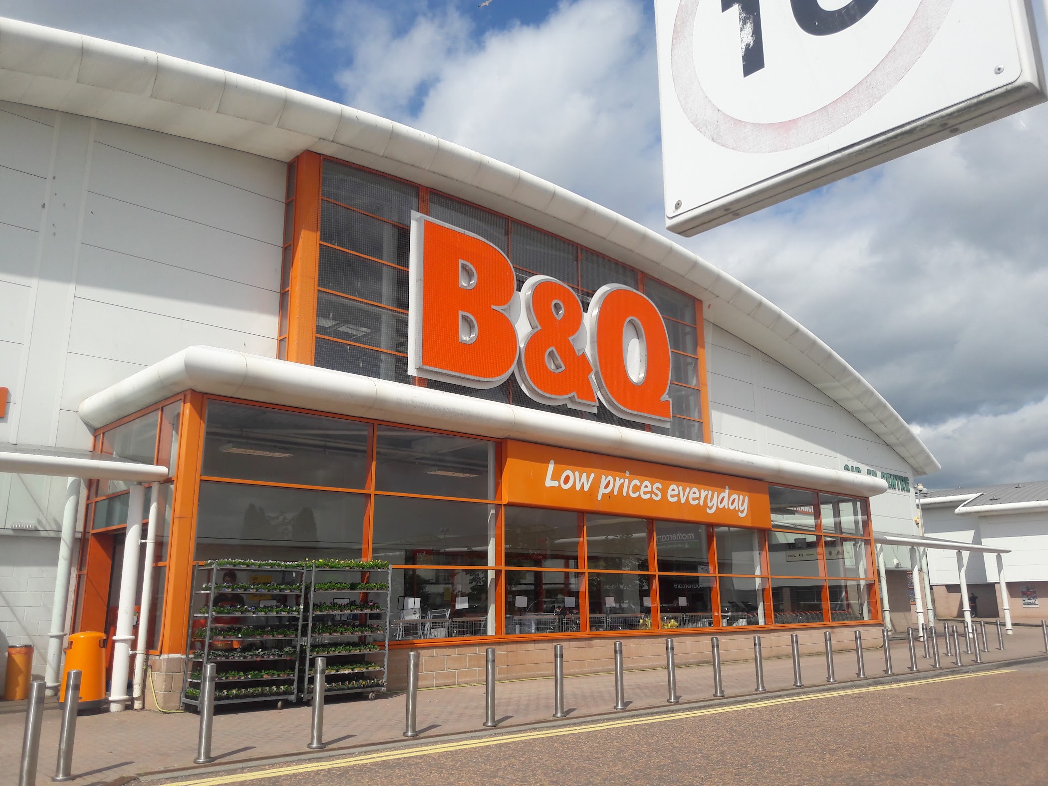 B&Q | Gloucester — Gloucester