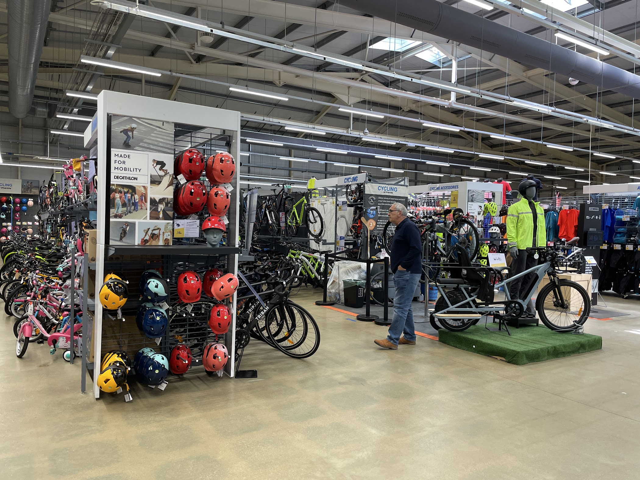 Decathlon | Reading – TortoisePath | United Kingdom 🇬🇧