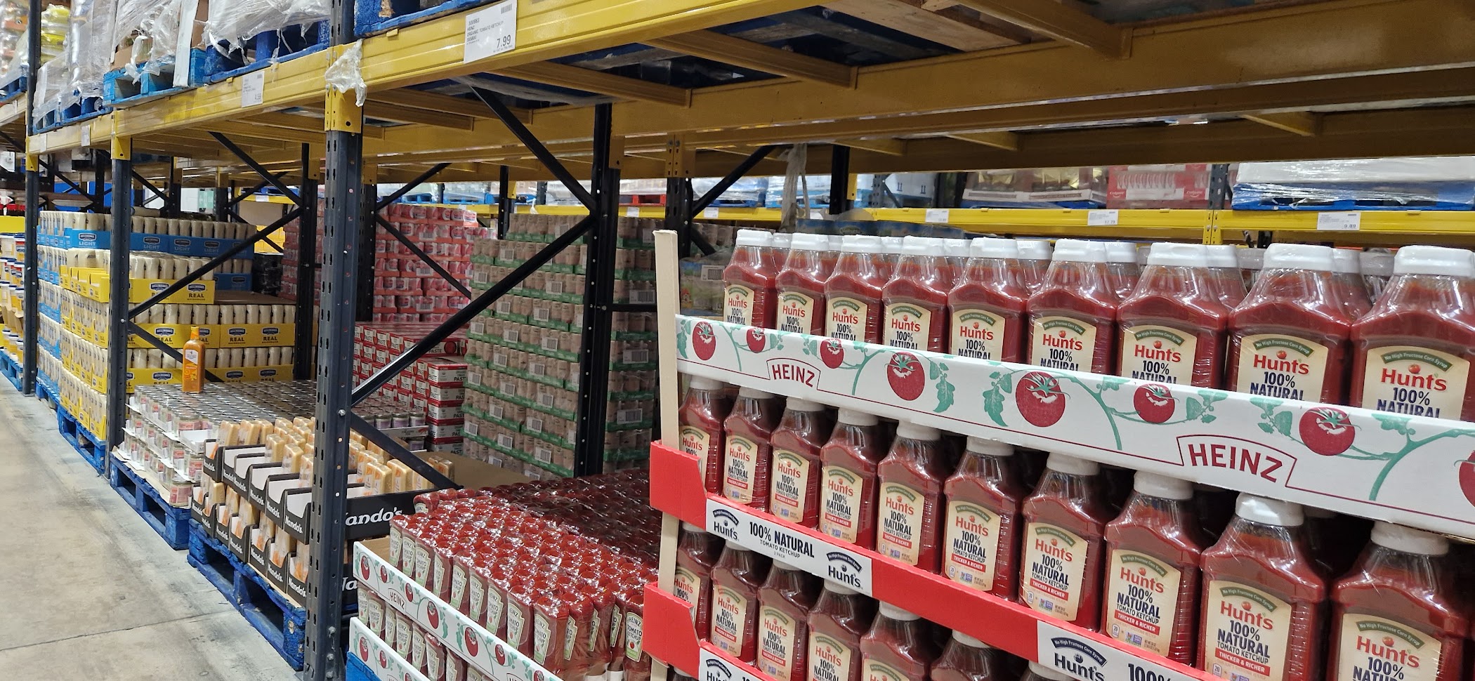 Arrival and context view at Costco | Manchester in England.
