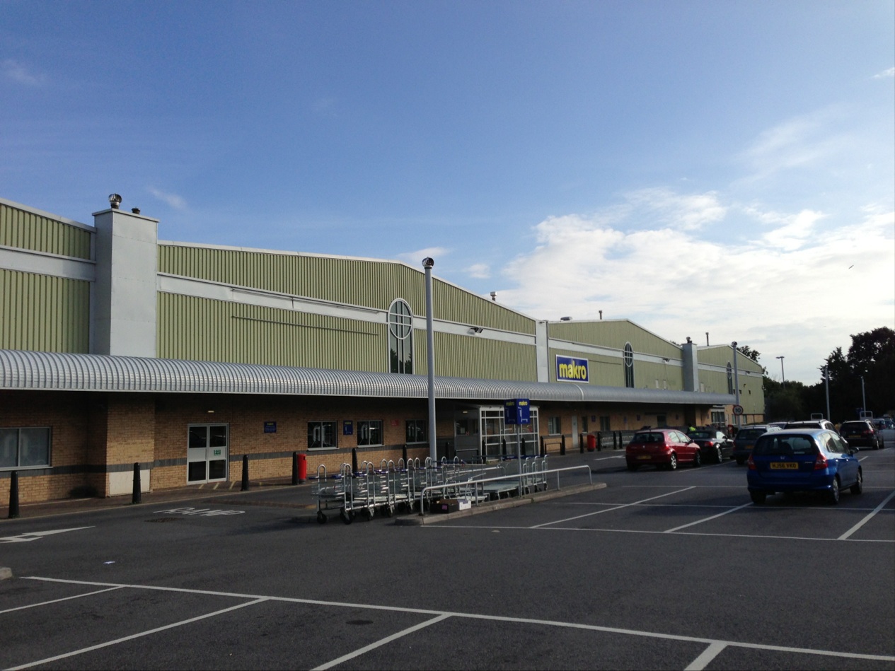 Makro | Poole