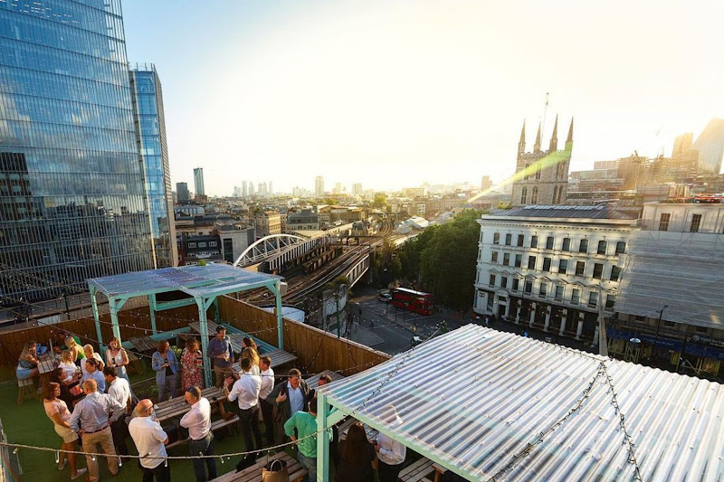 London Bridge Rooftop Bar – TortoisePath | United Kingdom 🇬🇧