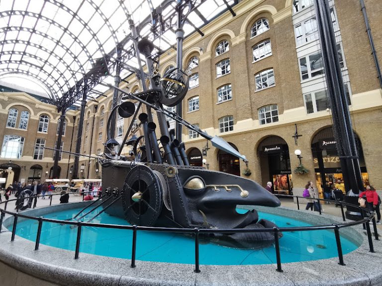 Hay’s Galleria